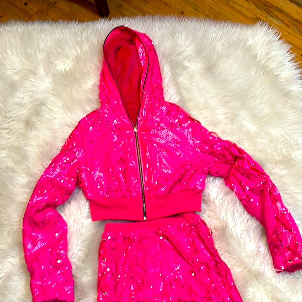 Hot Fiery pink sequence set